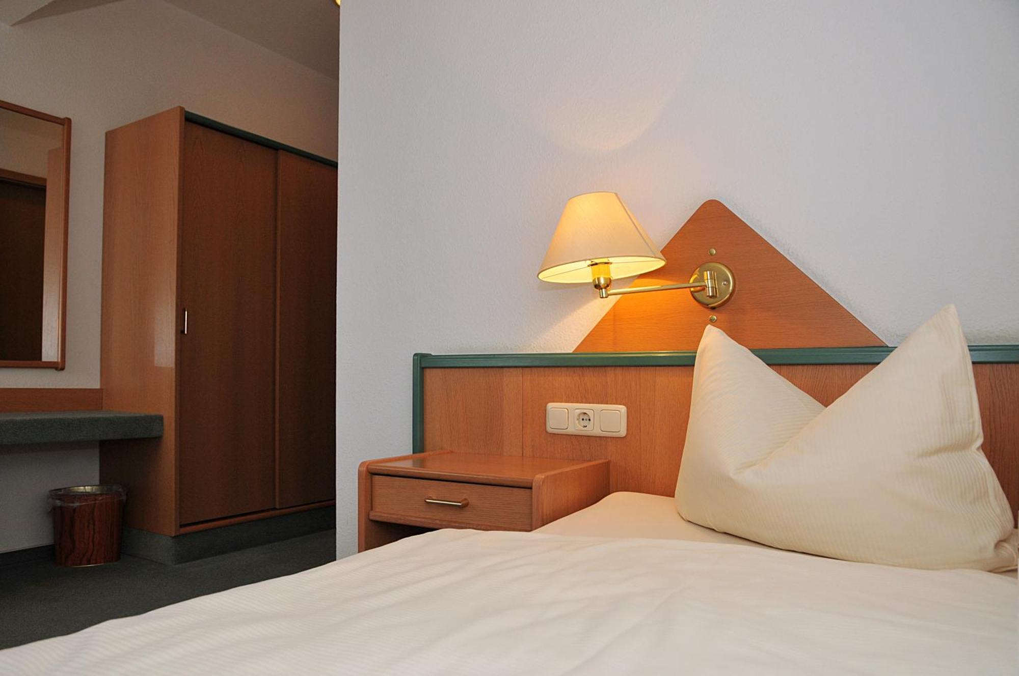 Hotel Friesen Werdau Kültér fotó