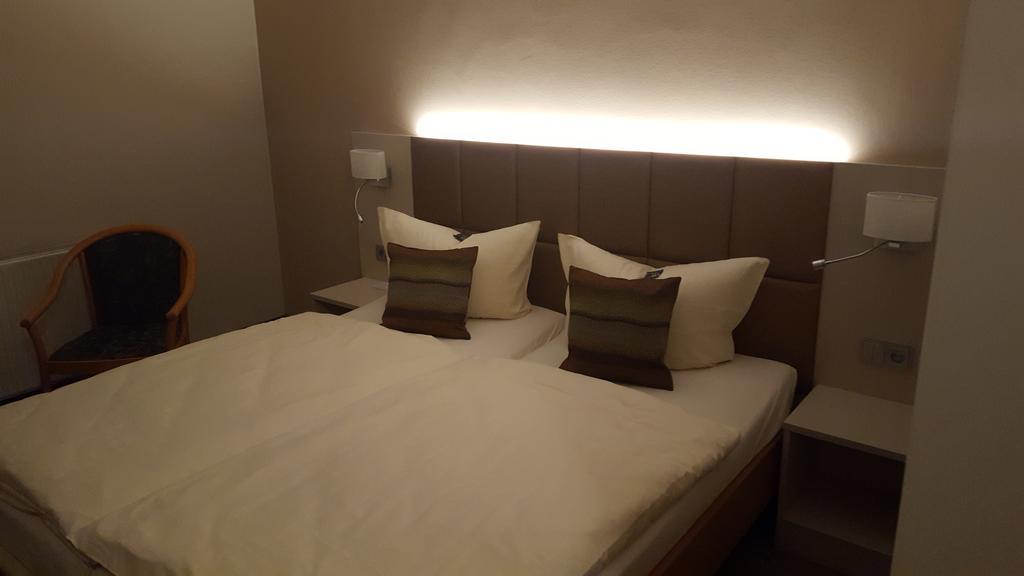 Hotel Friesen Werdau Kültér fotó
