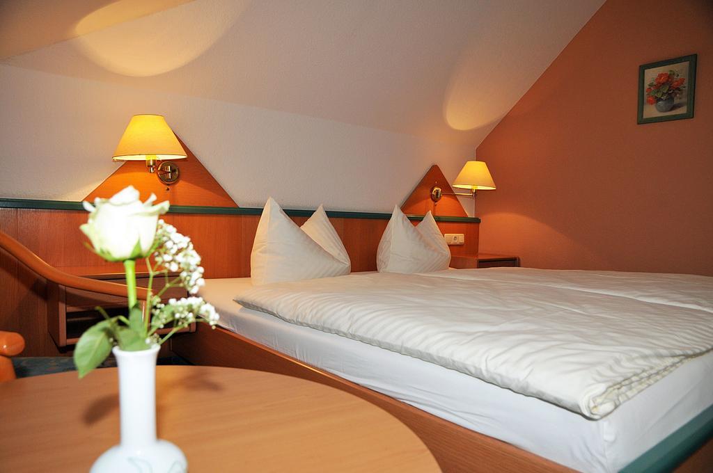 Hotel Friesen Werdau Kültér fotó
