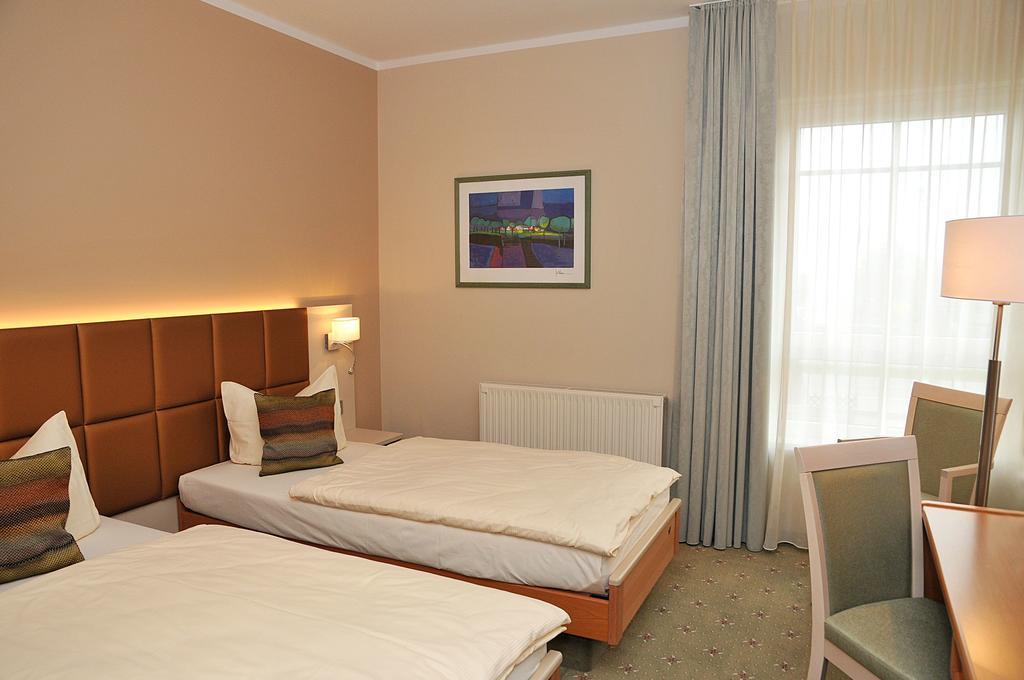 Hotel Friesen Werdau Kültér fotó